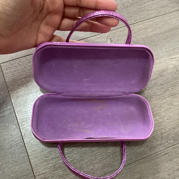 Trolls Glasses Case - Picture 2 of 4